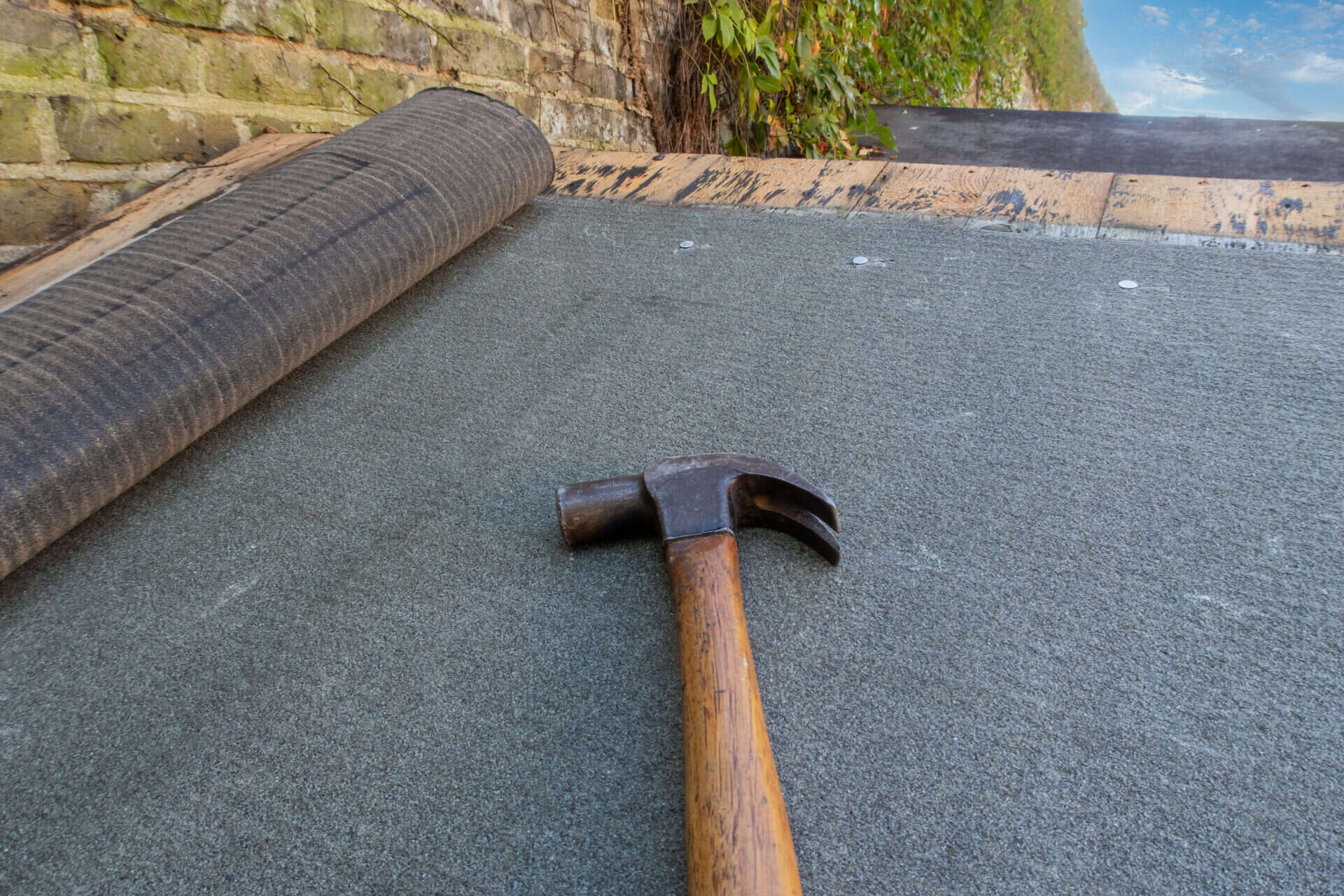 What Is Roofing Felt? 1 AdobeStock 392913320